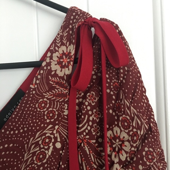 Adelyn Rae Butterfly Sleeves Floral Dress - Picture 3 of 6